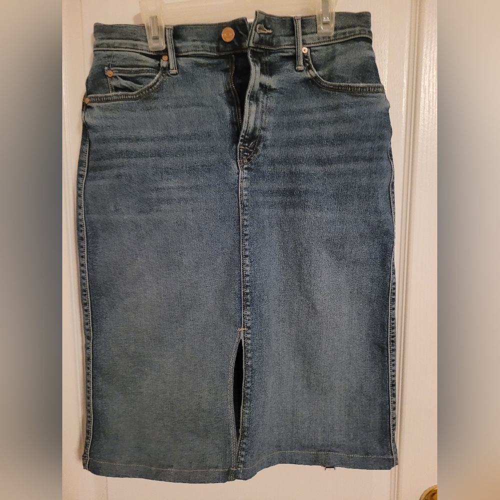 Mother The Swooner Straighy A Midi Denim Skirt